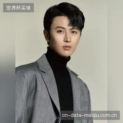 王亮